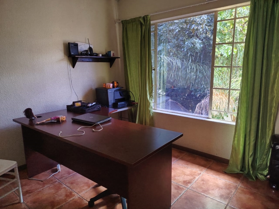 3 Bedroom Property for Sale in Safari Gardens North West